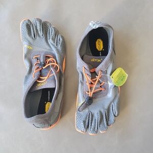 NWT Vibram Women's KSO Evo Cross Training Shoe, Size 7.5/8, Orange & Grey